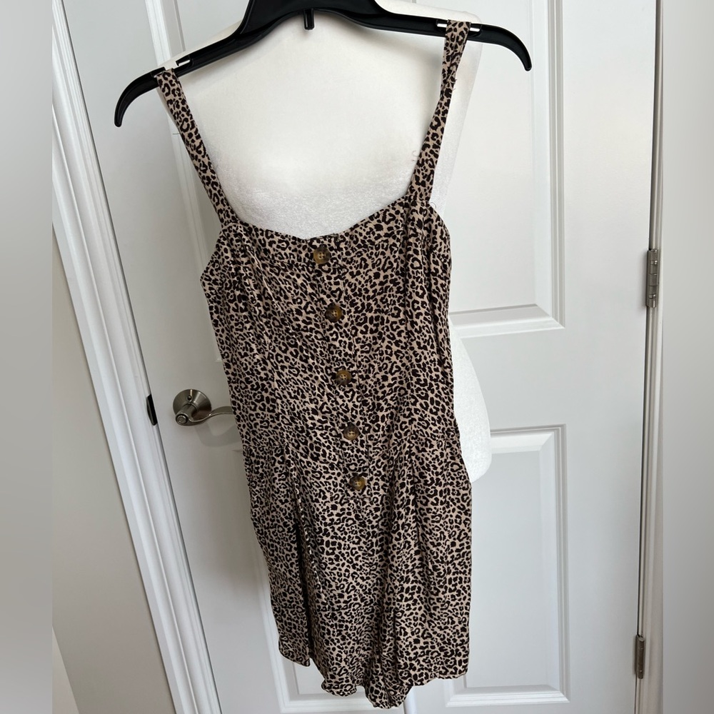 Women’s hollister size small romper